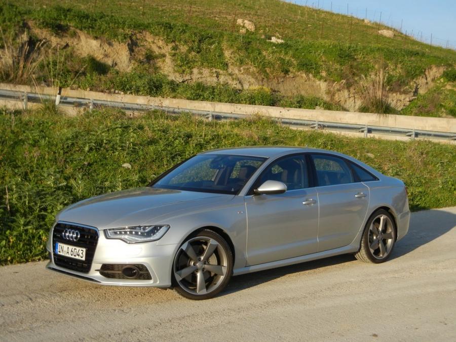  Audi A6 3.0T S-Line Sedan (4G, C7) 2011 года  (WW) (фото 70 из 115)
